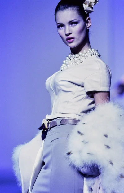 Look 32
